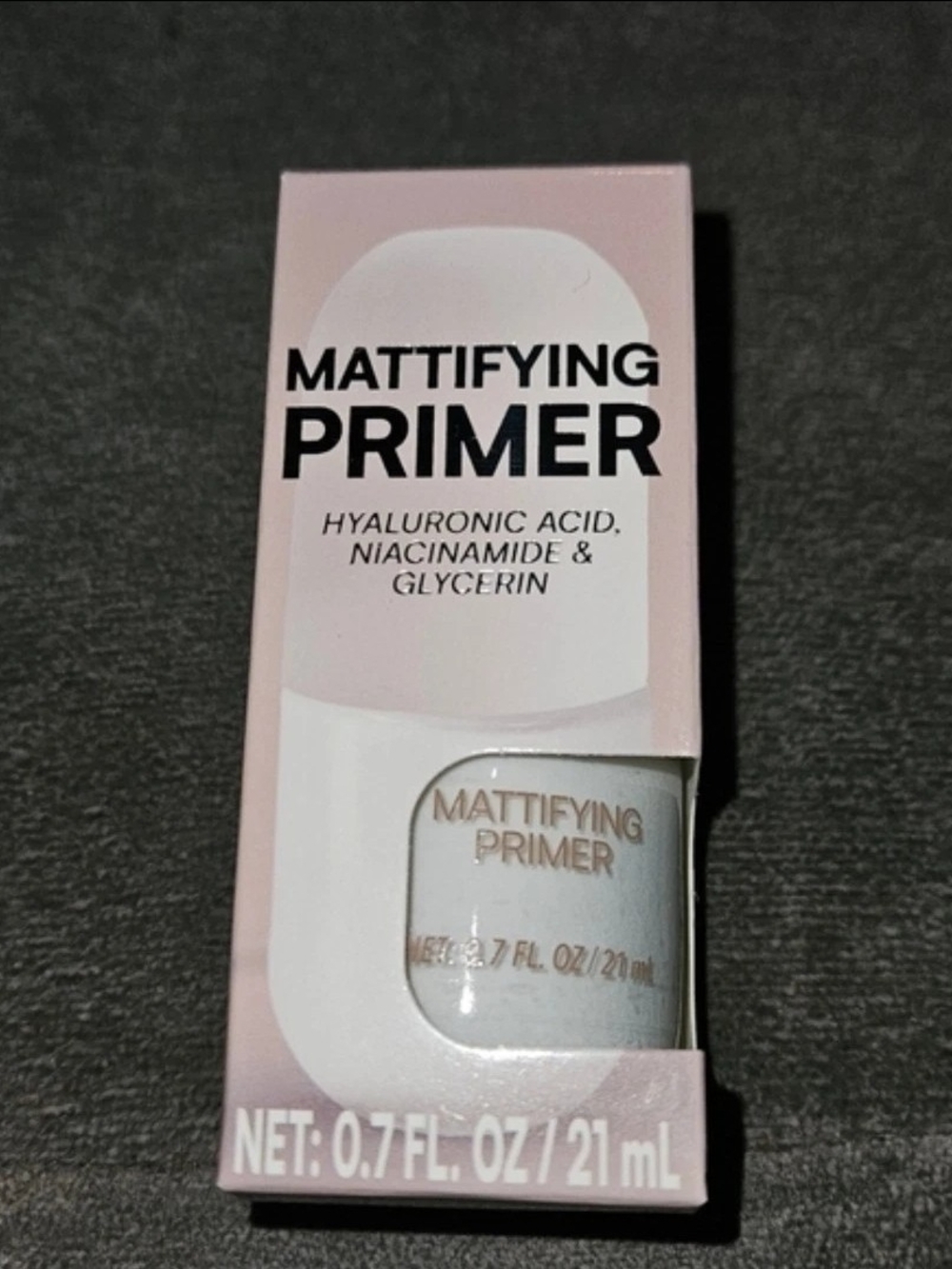 Mattifying Primer - With Hyaluronic Acid & Niacinamide 0.7fl Oz BNIB